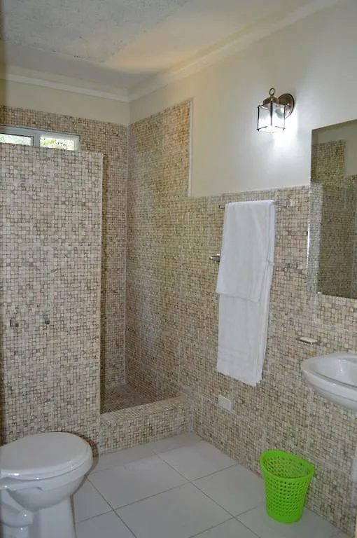 L'Elysee Guest House Gonaives